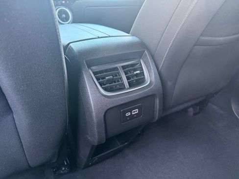 Used 2025 Chevrolet Blazer LT FWD image 22