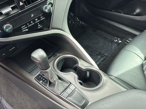 Used 2023 Toyota Camry SE image 20