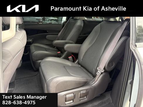 Certified 2025 Kia Carnival SX Prestige FWD image 22