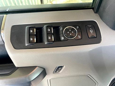 Used 2021 Ford F250 XLT w/ XLT Value Package image 23