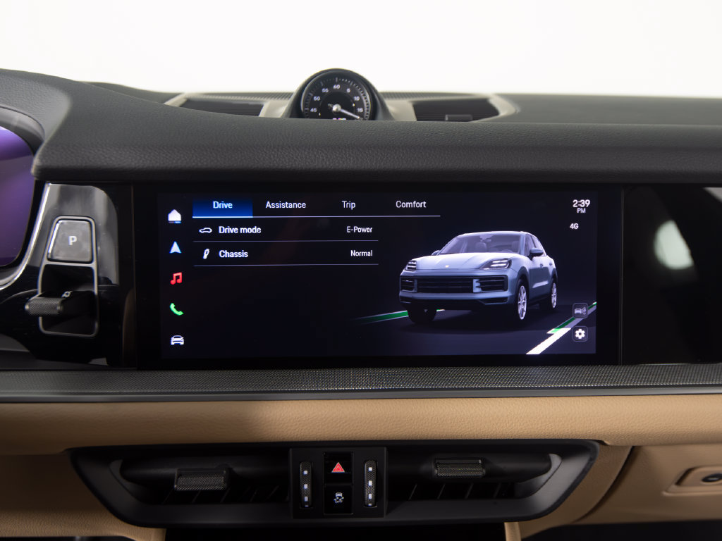Certified 2026 Porsche Cayenne E-Hybrid AWD/4WD image 19