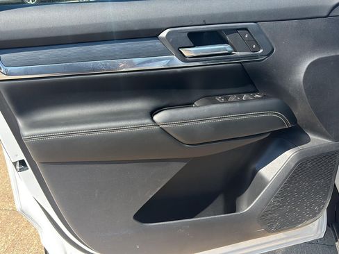 Used 2026 GMC Terrain Elevation FWD image 9