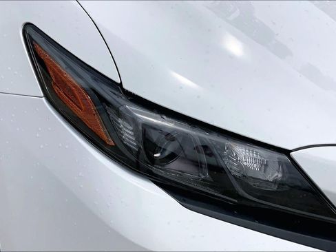 Used 2024 Toyota Camry SE FWD image 27