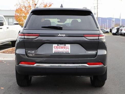 New 2025 Jeep Grand Cherokee 4WD image 4