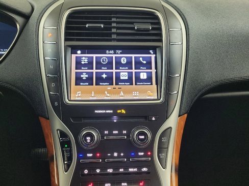 Used 2019 Lincoln Nautilus Select w/ Cargo Utility Package FWD image 25