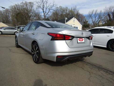 Used 2019 Nissan Altima 2.5 SR image 5