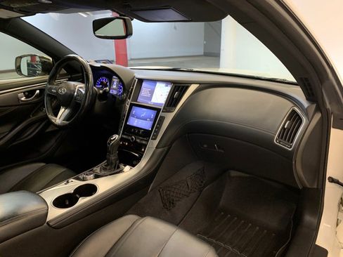 Used 2017 INFINITI Q60 w/ Premium Plus Package 2.0T image 38