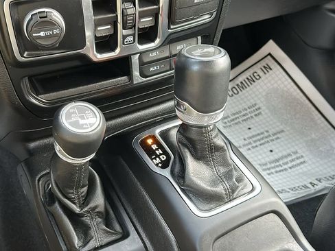 Certified 2022 Jeep Wrangler Unlimited Sahara image 19