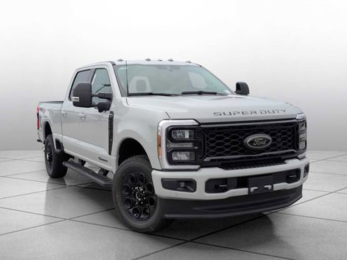 New 2026 Ford F250 Lariat w/ Black Appearance Package image 2