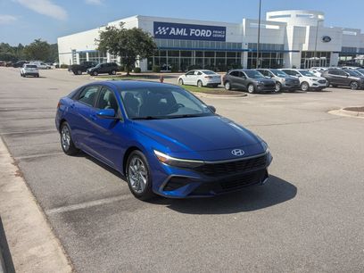 Used 2024 Hyundai Elantra SEL