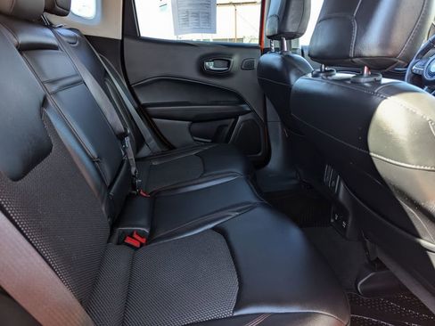 Used 2017 Jeep Compass Trailhawk image 27