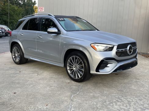 Certified 2024 Mercedes-Benz GLE 450 4MATIC image 4