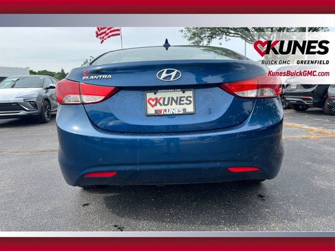 Used 2013 Hyundai Elantra GLS w/ Preferred Pkg FWD image 17