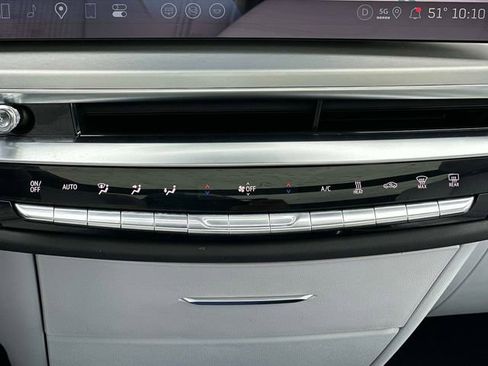 Used 2025 Cadillac Lyriq Sport image 5