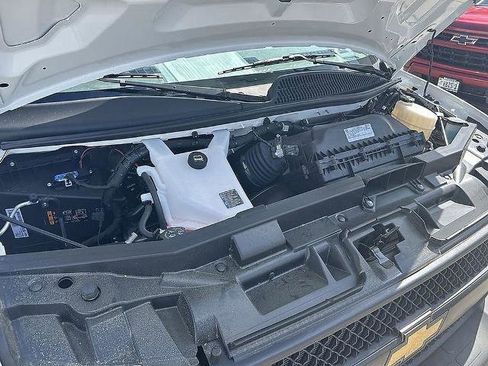 New 2025 Chevrolet Express 3500 Work Van 2D Chassis w/ Power Convenience Package image 30