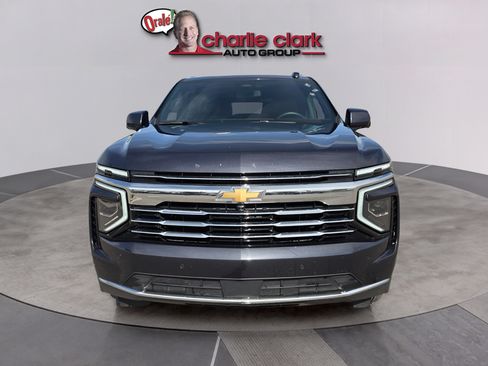 Used 2025 Chevrolet Tahoe LT AWD/4WD image 8