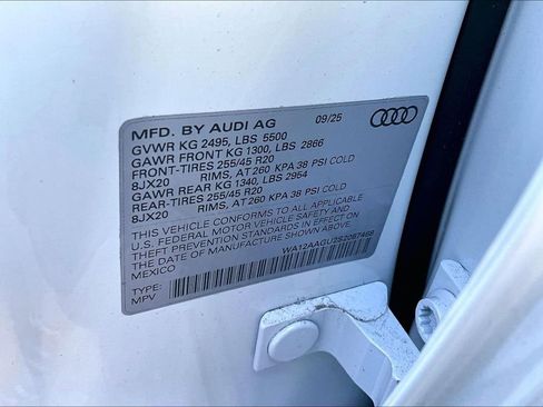 New 2025 Audi Q5 Premium Plus image 8