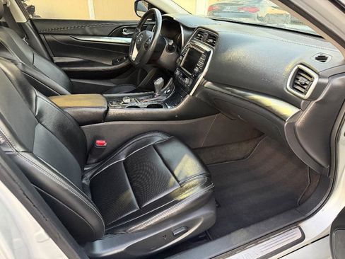 Used 2019 Nissan Maxima 3.5 SV w/ Floor Mat Group image 16