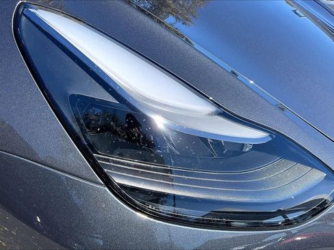 Used 2023 Tesla Model 3 Performance image 27