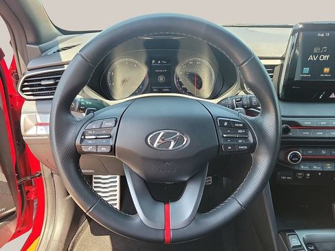 Used 2020 Hyundai Veloster Turbo FWD image 20