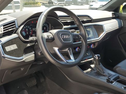 Used 2022 Audi Q3 2.0T Premium Plus AWD/4WD image 10