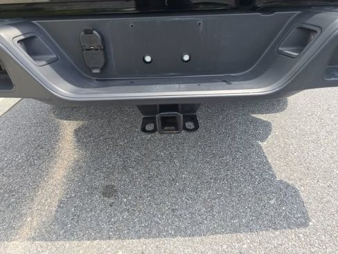 Used 2025 Jeep Gladiator Sport AWD/4WD image 27