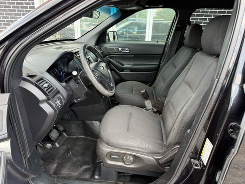 Used 2019 Ford Explorer 4WD Police Interceptor image 3