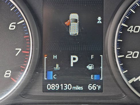 Used 2019 Mitsubishi Outlander AWD image 21