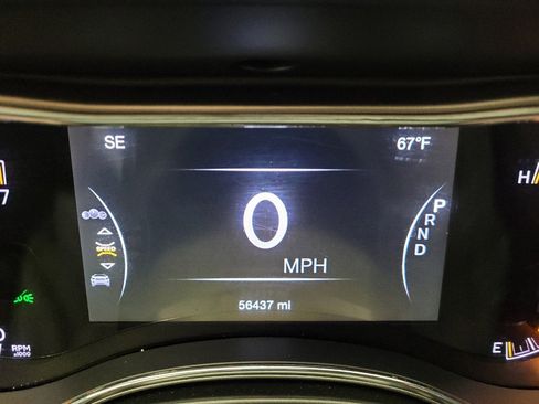 Used 2021 Jeep Grand Cherokee Laredo X AWD/4WD image 23