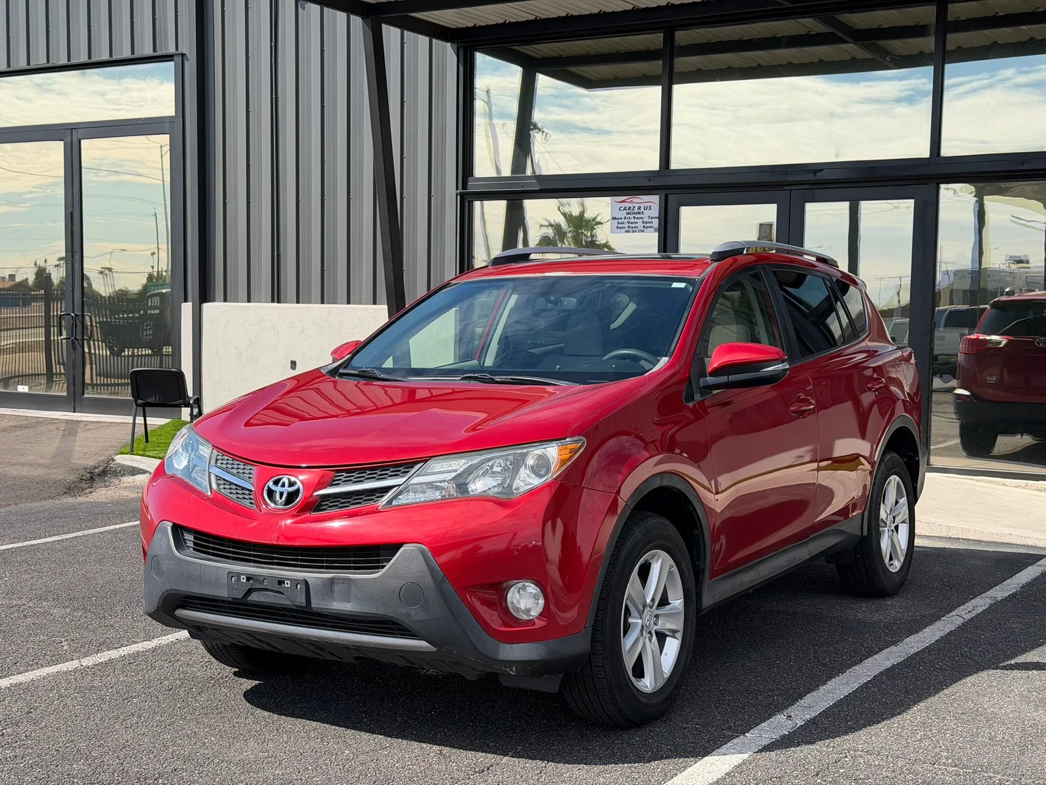 Used 2013 Toyota RAV4 XLE AWD/4WD image 2