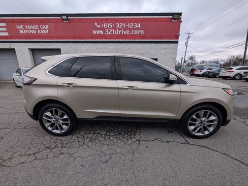 Used 2018 Ford Edge Titanium w/ Equipment Group 301A image 5