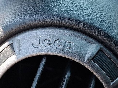 Used 2017 Jeep Wrangler Unlimited Sport w/ Quick Order Package 24S AWD/4WD image 28