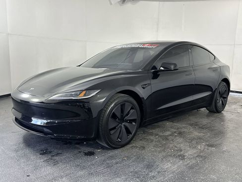 Used 2025 Tesla Model 3 Long Range image 6