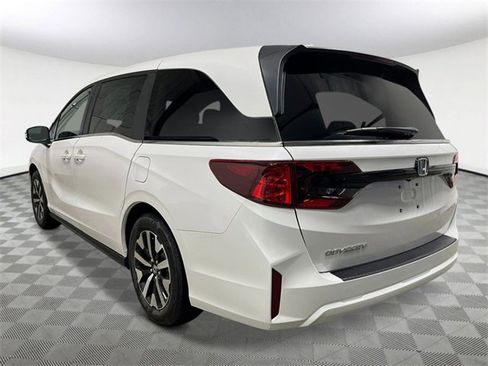 New 2026 Honda Odyssey EX-L image 4