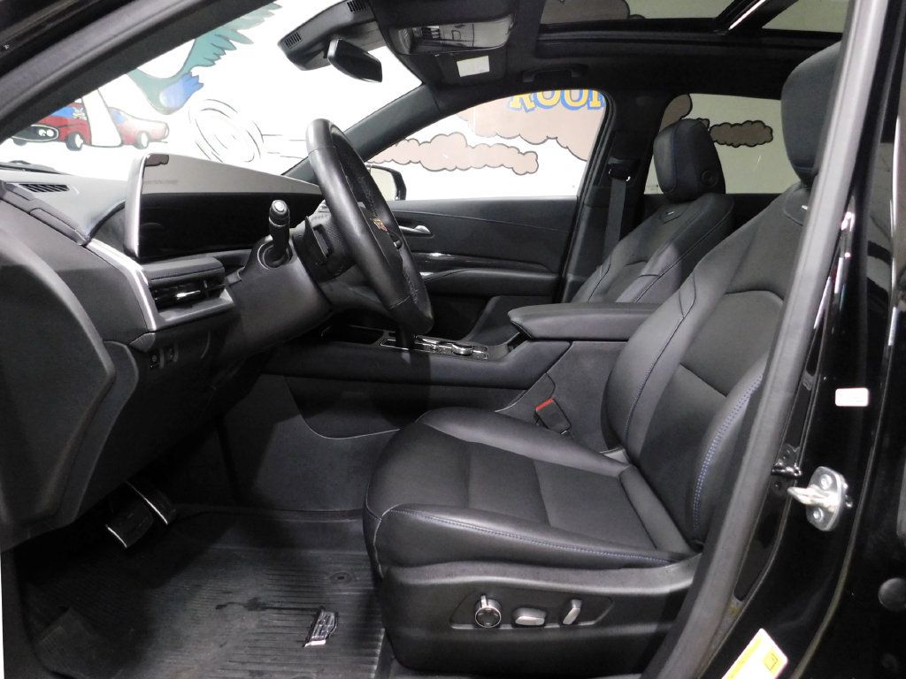 Used 2025 Cadillac XT4 Sport w/ LPO, Floor Liner Package AWD/4WD image 23