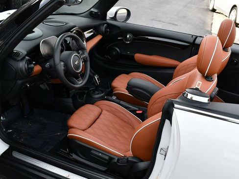 Used 2023 MINI Cooper S image 56