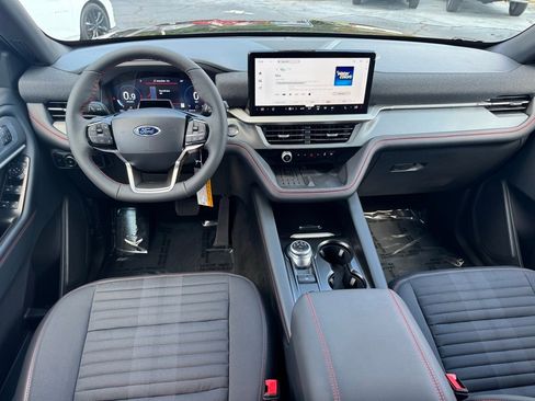New 2025 Ford Explorer ST-Line w/ Premium Package image 5