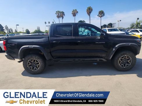 Used 2023 Chevrolet Colorado ZR2 AWD/4WD image 7