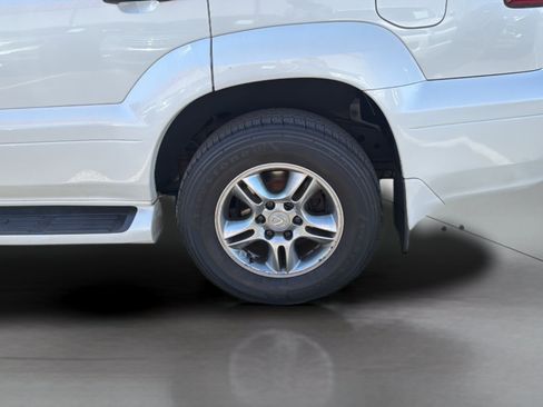 Used 2008 Lexus GX 470 AWD/4WD image 40