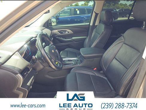 Used 2018 Chevrolet Traverse LT FWD image 5