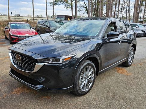New 2025 MAZDA CX-5 AWD 2.5 S w/ Premium Plus Pkg image 3