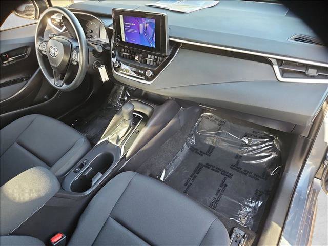 Used 2025 Toyota Corolla LE FWD image 27