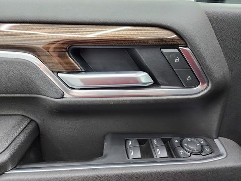 Used 2025 Chevrolet Silverado 2500 LT w/ All Star Edition image 46