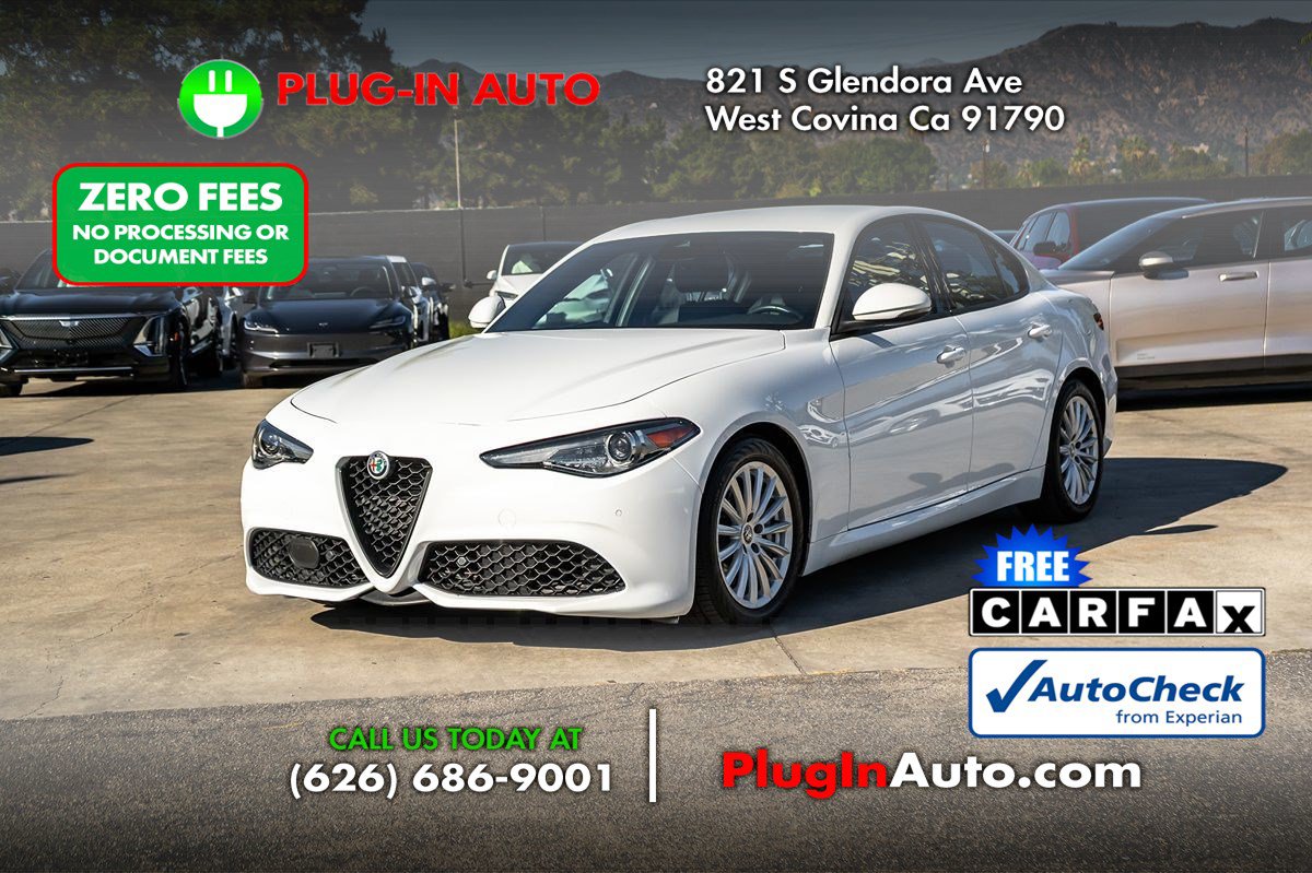 Used 2022 Alfa Romeo Giulia Sprint RWD image 1
