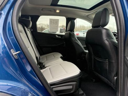Used 2023 Ford Escape Platinum FWD image 10