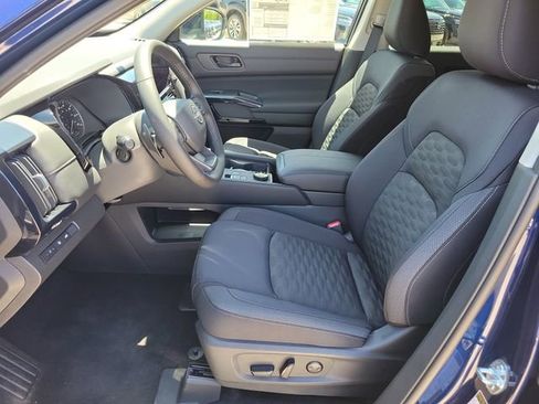 New 2026 Nissan Pathfinder SV AWD/4WD image 18