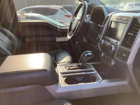 Used 2018 Ford F150 Lariat w/ Equipment Group 502A Luxury AWD/4WD image 22