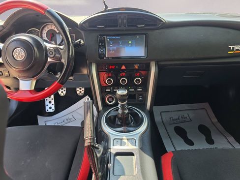 Used 2019 Toyota 86 TRD SE RWD image 10