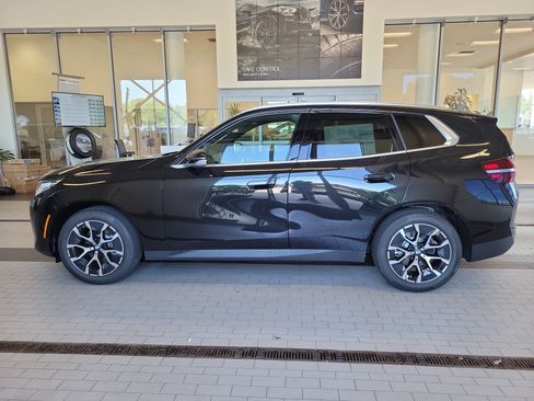 New 2026 BMW X3 xDrive30i w/ Convenience Package AWD/4WD image 2