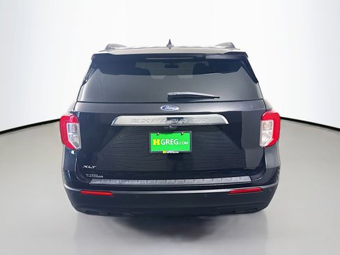 Used 2022 Ford Explorer XLT image 8